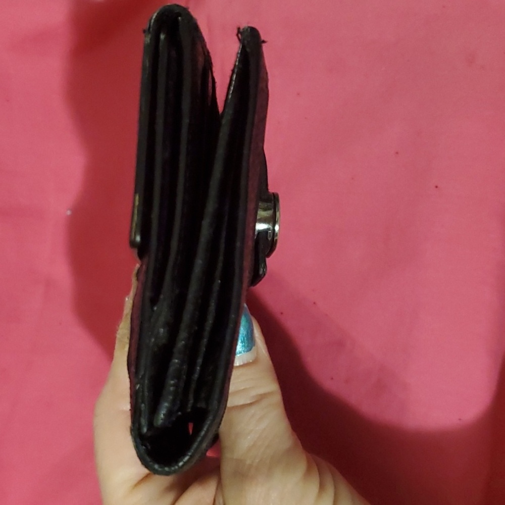 Authentic GUCCI WALLET* - Picture 12 of 13